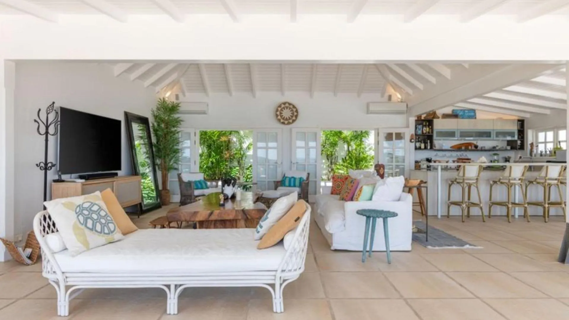 Grand Rustic Villa With Prime Ocean Views Marigot
